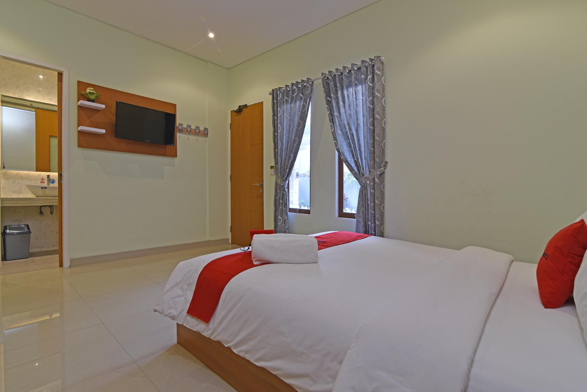 Reddoorz Plus @ Mahendradatta Denpasar Экстерьер фото