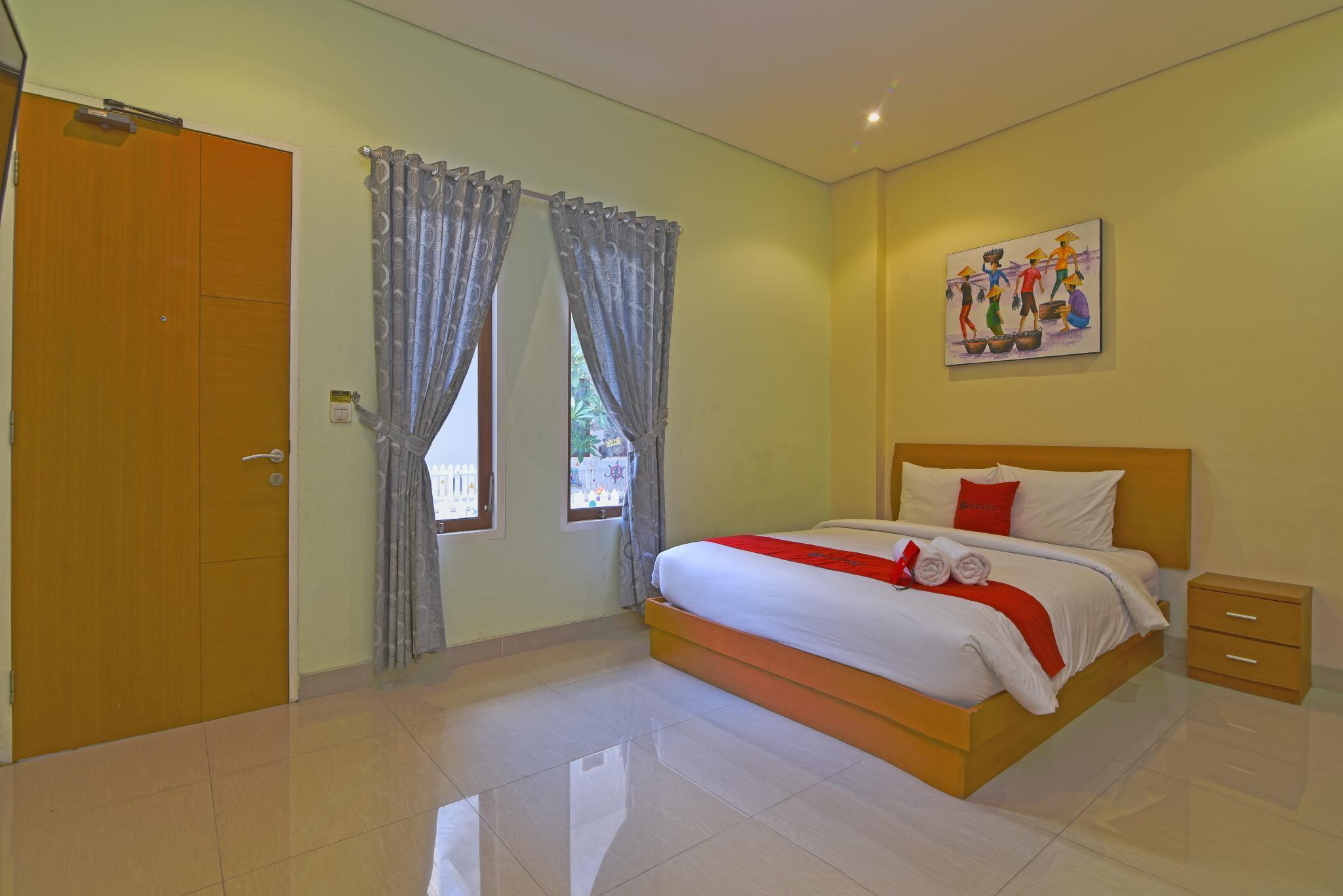 Reddoorz Plus @ Mahendradatta Denpasar Экстерьер фото